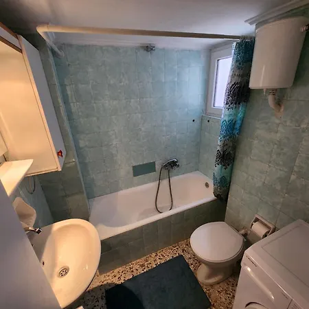 Apartment Budget & Friendly Athens
